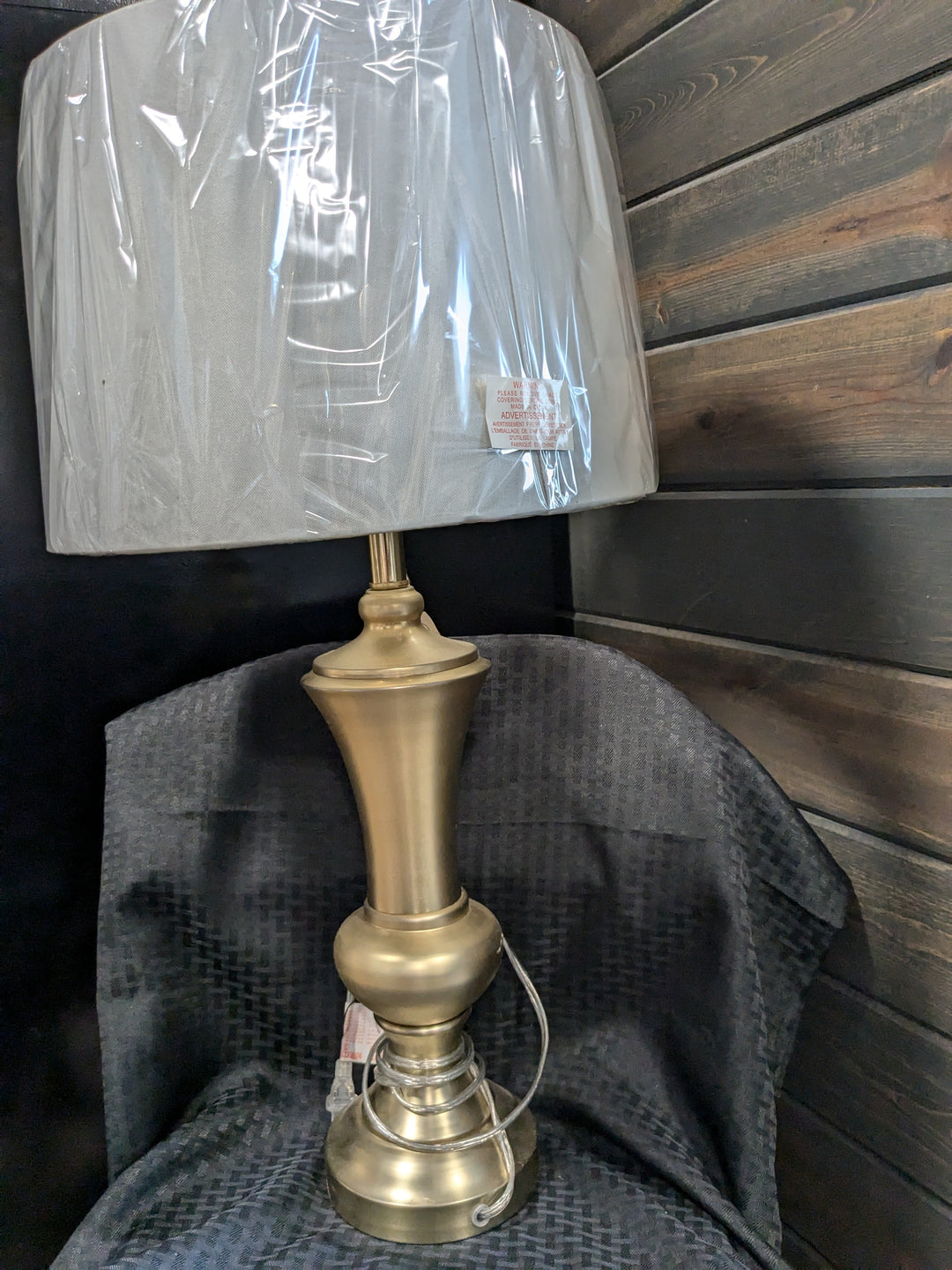 gold brushed trophy table lamp