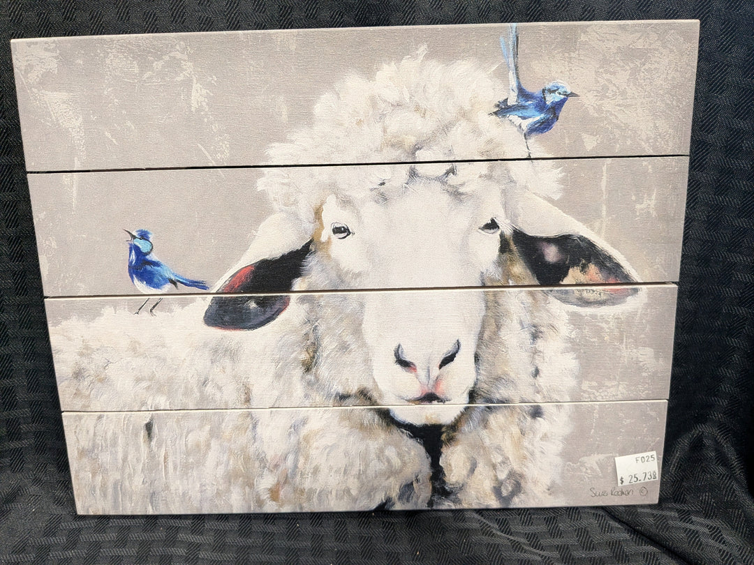 pallet art of sheep