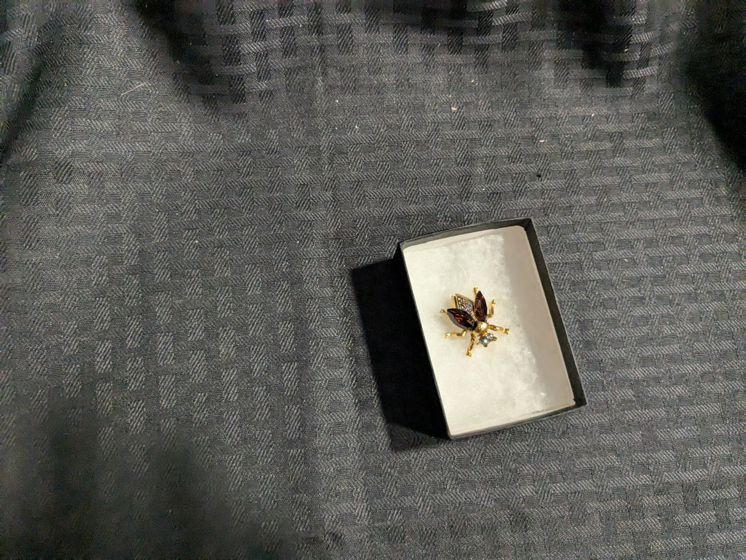 large bumble bee brooch