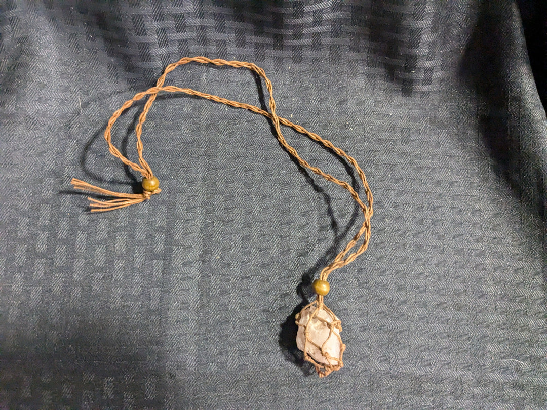 rose quartz necklace