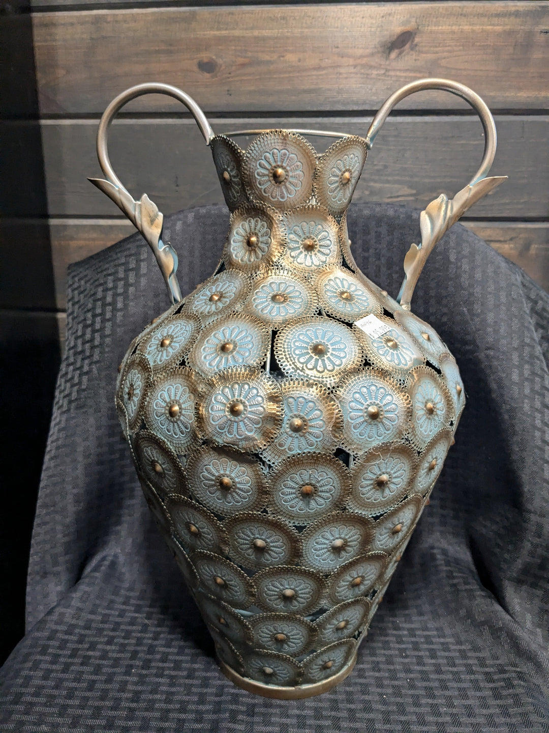 Emerson aqua vase metallic