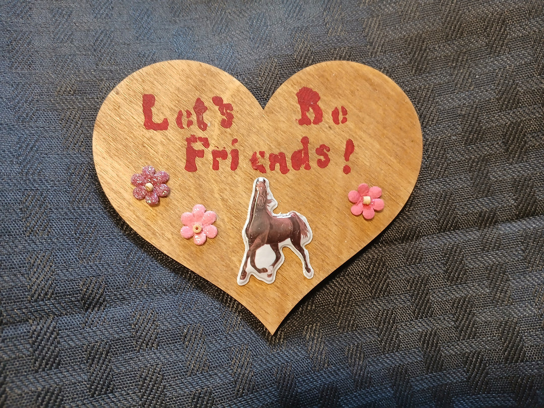 mini heart-shaped plaque with horse