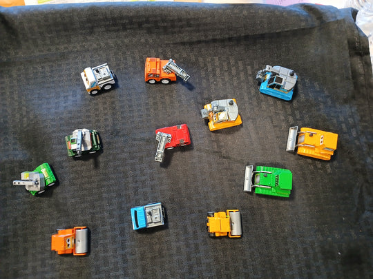 mini pull-back trucks