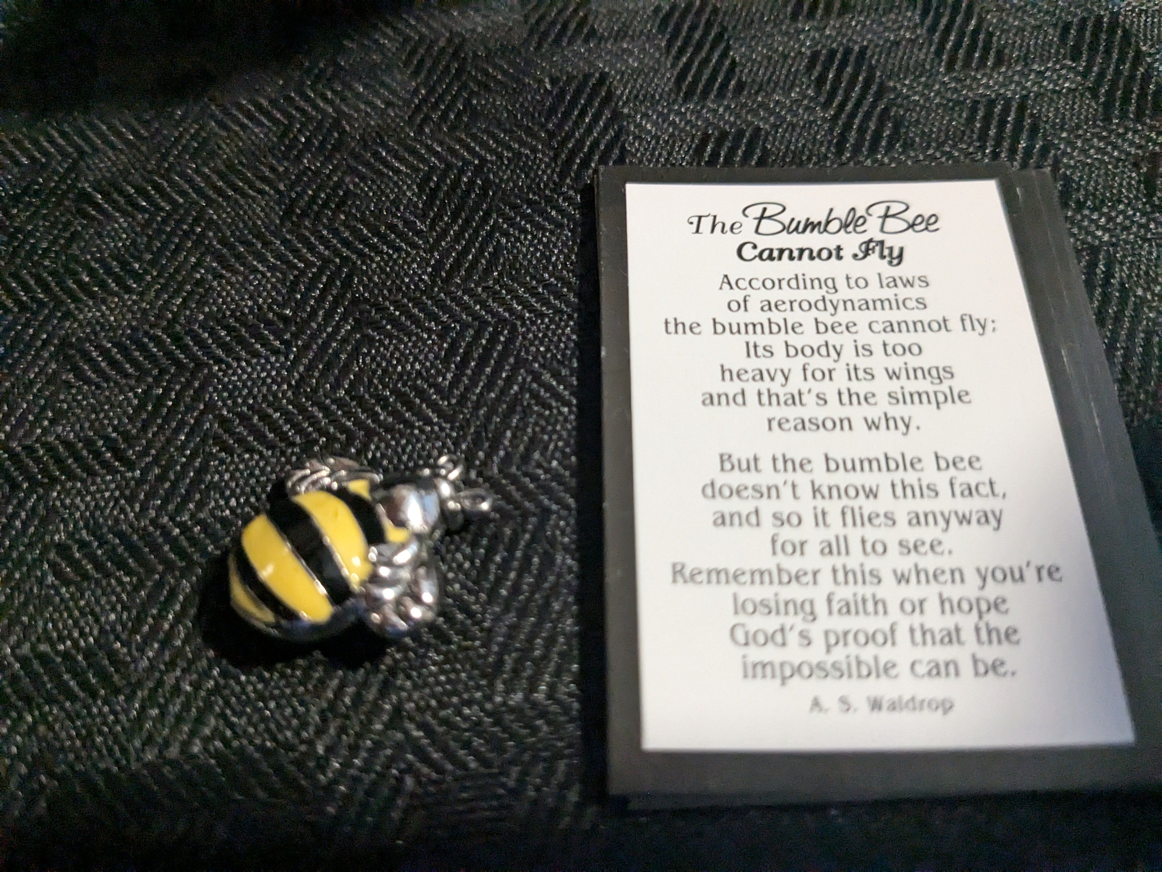 Bumble Bee Charm – A delightful charm featuring an intricately designed bumblebee, perfect for bracelets and necklaces. Ideal for nature-inspired jewelry and a great gift for bee lovers, this charm adds a touch of whimsy to any accessory collection.