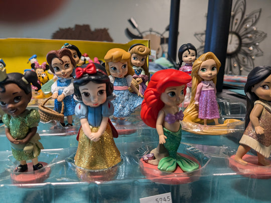 Disney dolls, 3"H